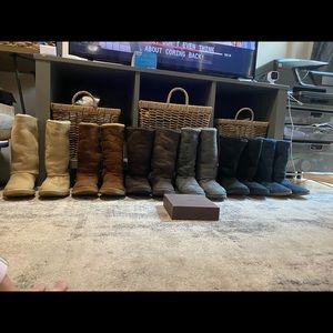 Six Used Uggs Boots (Tan, 2x Brown, Gray, Blue and Black with Care Kit) Size 8